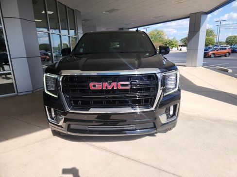 Used 2024 GMC Yukon SLE w/ Max Trailering Package AWD/4WD image 12