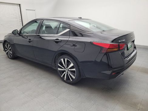 Used 2020 Nissan Altima 2.5 SR w/ Premium Package image 3