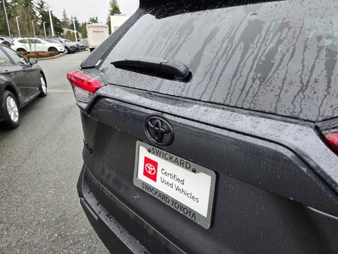 Certified 2025 Toyota RAV4 XLE Premium image 17