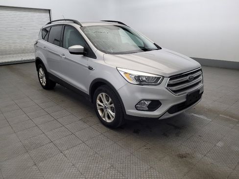 Used 2017 Ford Escape SE w/ Equipment Group 201A image 13