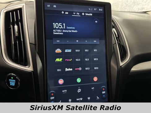 Used 2024 Ford Edge SEL image 7