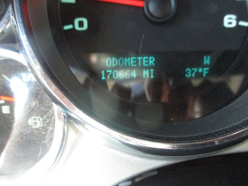 Used 2013 Chevrolet Silverado 1500 LT image 19