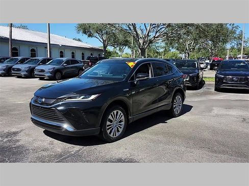 Used 2021 Toyota Venza Limited image 50