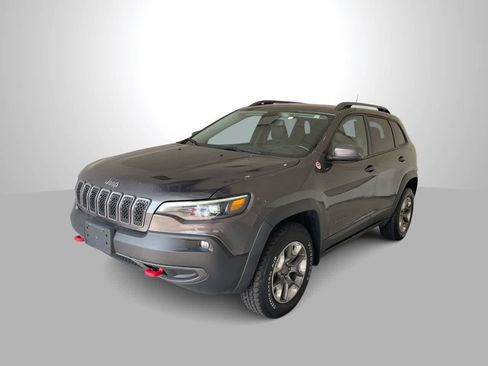 Used 2019 Jeep Cherokee Trailhawk w/ Cold Weather Group AWD/4WD image 1