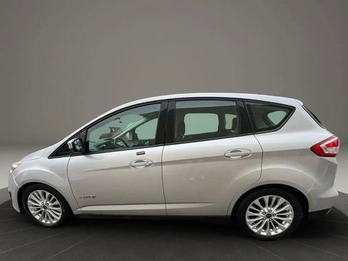 Used 2017 Ford C-MAX SE w/ Equipment Group 202A image 8