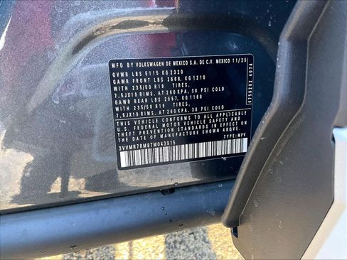 New 2026 Volkswagen Tiguan SE image 17