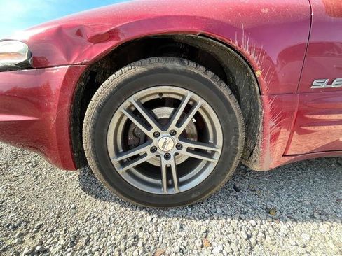 Used 2004 Pontiac Bonneville SLE w/ Premier Edition FWD image 11