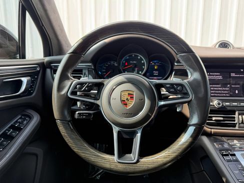 Used 2021 Porsche Macan Turbo AWD/4WD image 12
