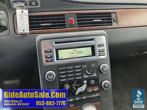 Used 2011 Volvo XC70 3.2 image 31