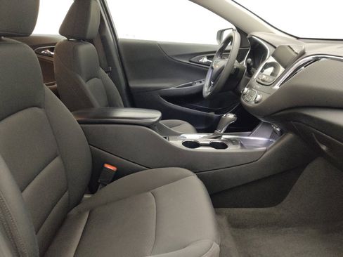 Used 2020 Chevrolet Malibu LT FWD image 21