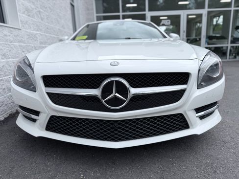 Used 2015 Mercedes-Benz SL 550 image 10