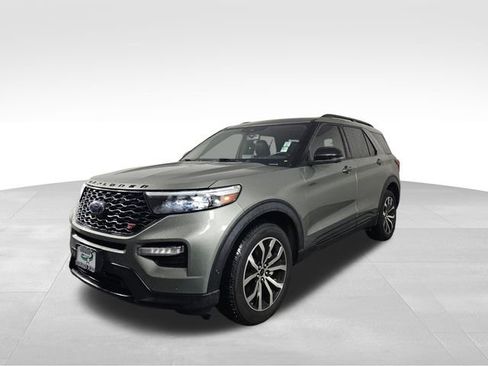 Used 2020 Ford Explorer ST w/ Premium Technology Package image 3