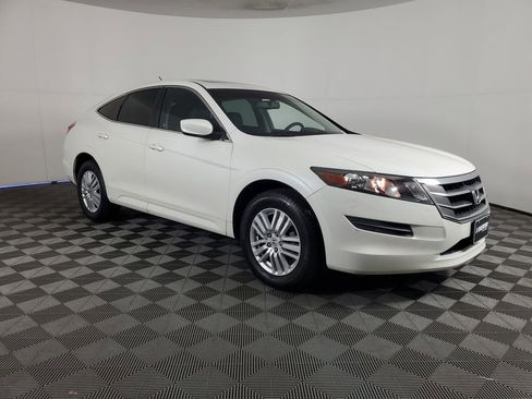 Used 2012 Honda Crosstour EX-L image 2