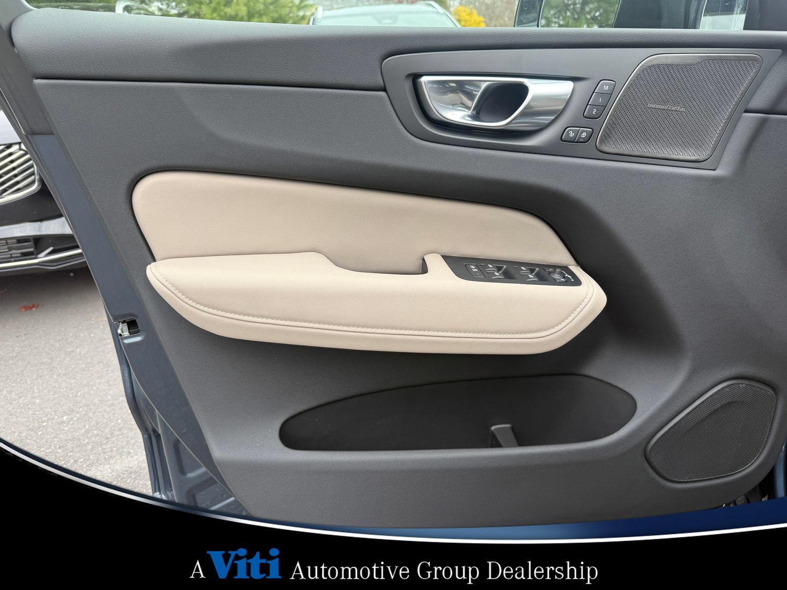 Used 2026 Volvo XC60 B5 Plus w/ Protection Package Premier AWD/4WD image 11
