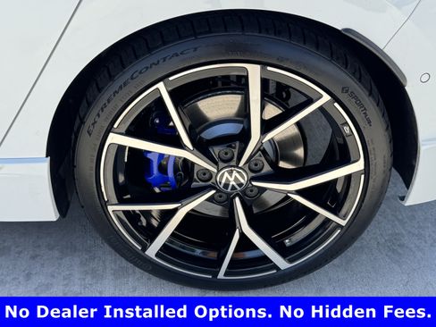 Used 2024 Volkswagen Golf R AWD/4WD image 10