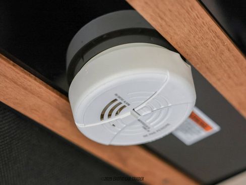 Used 2024 Mercedes-Benz Sprinter 2500 image 58