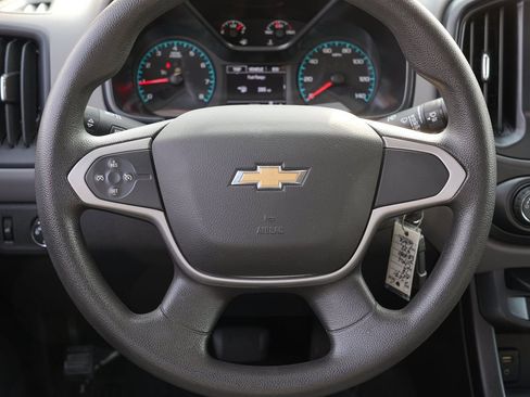 Used 2018 Chevrolet Colorado W/T w/ WT Convenience Package RWD image 24