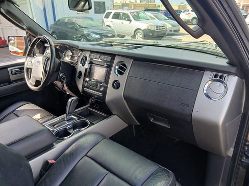 Used 2014 Ford Expedition Limited RWD image 15