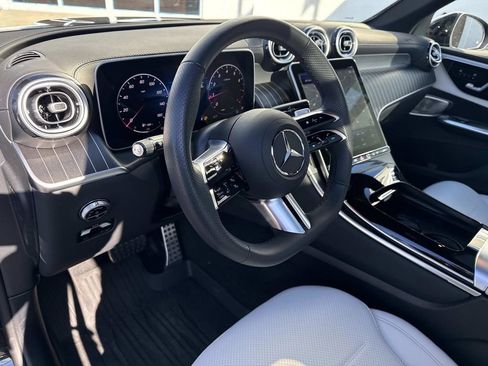 Certified 2025 Mercedes-Benz GLC 300 4MATIC image 18