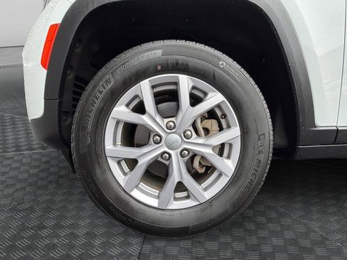 Used 2022 Jeep Grand Cherokee Limited RWD image 23