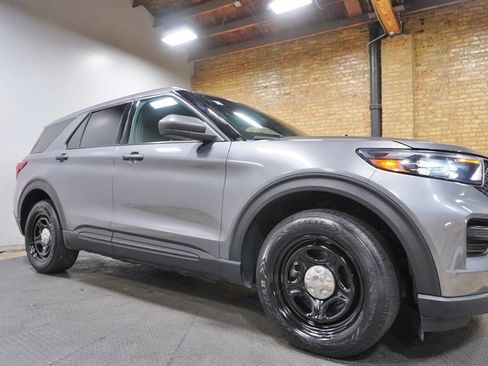 Used 2023 Ford Explorer 4WD Police Interceptor image 8