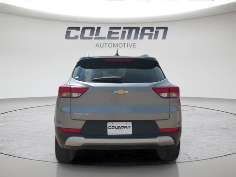 Used 2025 Chevrolet TrailBlazer LT AWD/4WD image 4