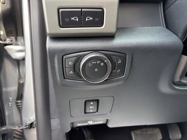 Certified 2022 Ford F350 Lariat w/ Chrome Package AWD/4WD image 19