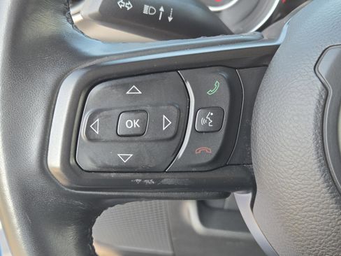 Used 2022 Jeep Gladiator Sport image 18