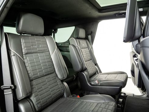 Used 2026 Cadillac Escalade V w/ LPO, ONYX Package AWD/4WD image 26