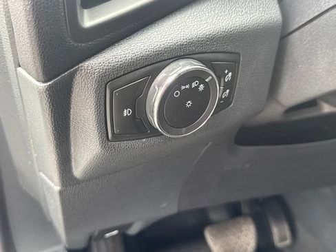 Used 2019 Ford EcoSport SE FWD image 16