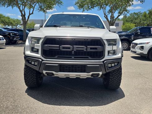 Used 2018 Ford F150 Raptor w/ Equipment Group 802A Luxury AWD/4WD image 2