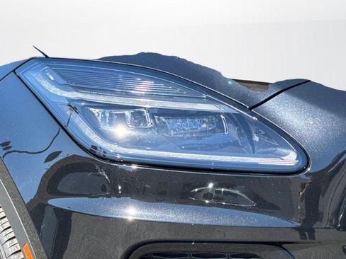 Used 2024 Jaguar E-PACE R-Dynamic SE AWD/4WD image 12