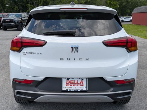 Used 2024 Buick Encore GX Preferred AWD/4WD image 9