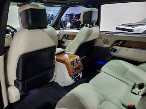 Used 2021 Land Rover Range Rover P525 Westminster Edition LWB AWD/4WD image 25