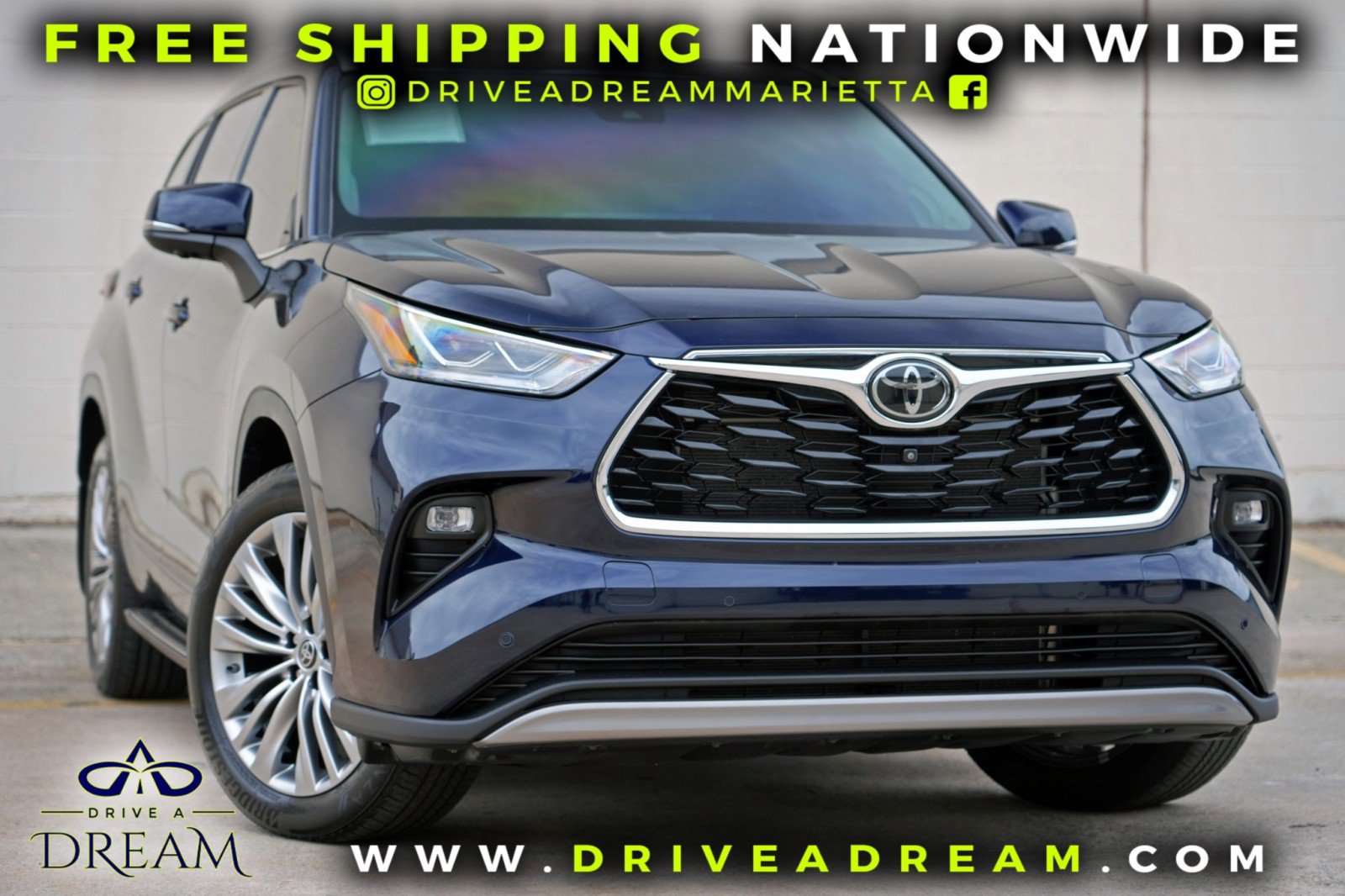 Used 2024 Toyota Highlander Platinum FWD image 2