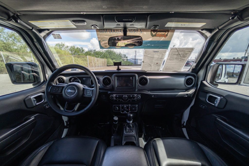 Used 2022 Jeep Gladiator Sport AWD/4WD image 18