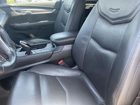 Used 2019 Cadillac XT5 Luxury AWD/4WD image 12