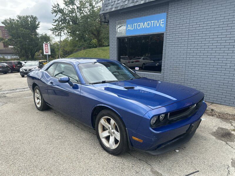 Used 2012 Dodge Challenger SXT w/ Sound Group RWD image 31