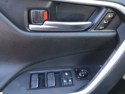 Used 2024 Toyota RAV4 Limited w/ Advanced Technology Package AWD/4WD image 15
