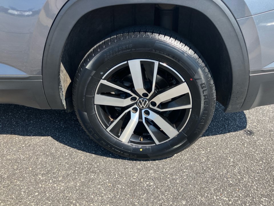 Used 2021 Volkswagen Atlas SE FWD image 26