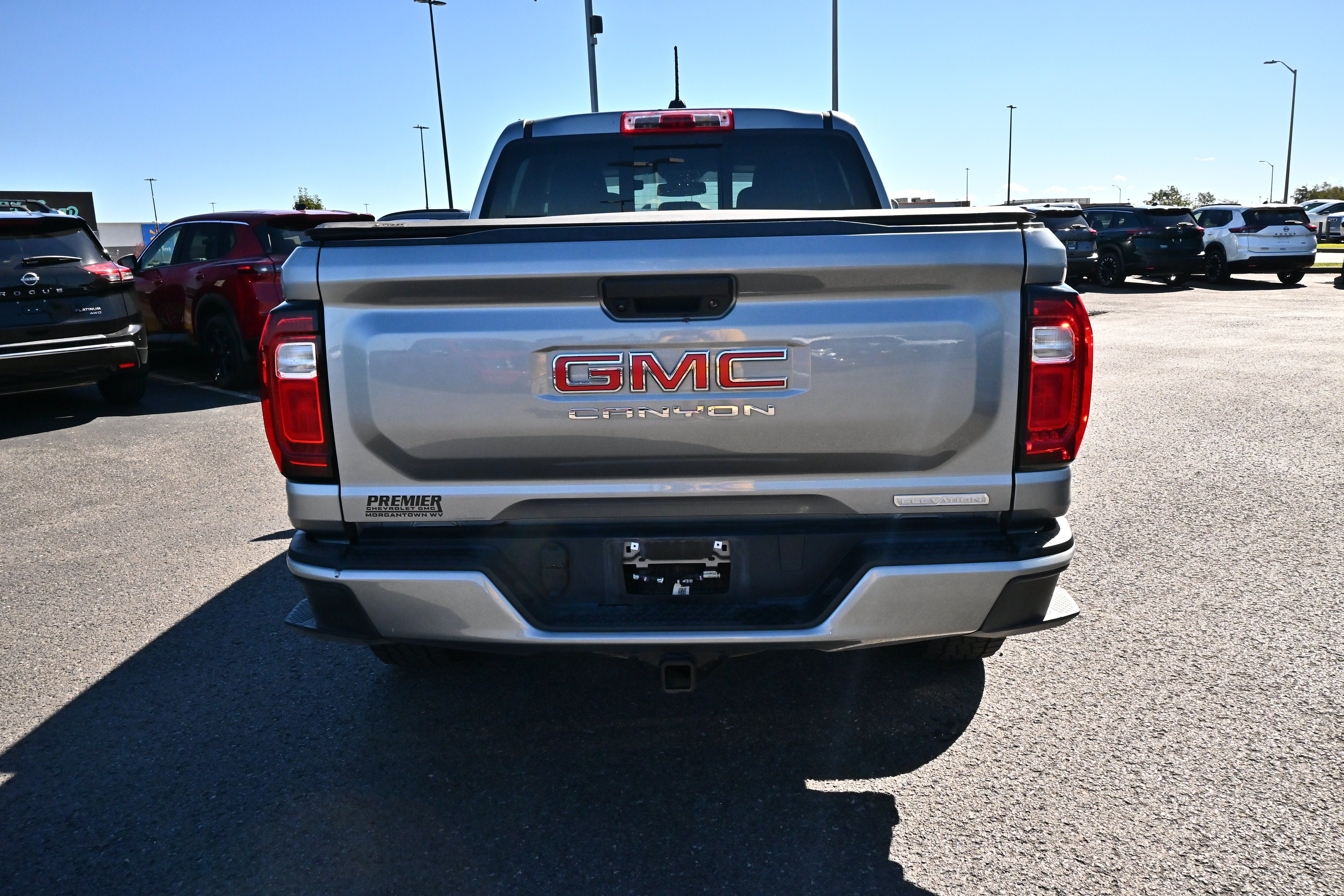 Used 2024 GMC Canyon Elevation w/ Convenience Package AWD/4WD image 7