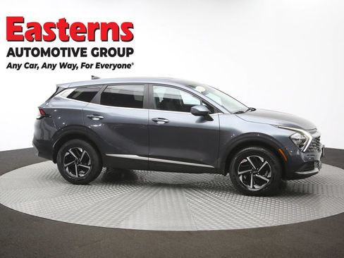 Used 2023 Kia Sportage LX AWD/4WD image 47