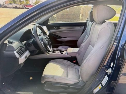 Used 2020 Honda Accord LX image 3