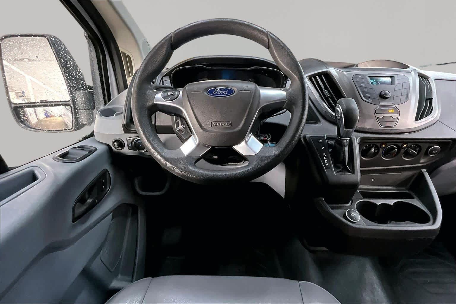 Used 2018 Ford Transit 150 130 Low Roof RWD image 6