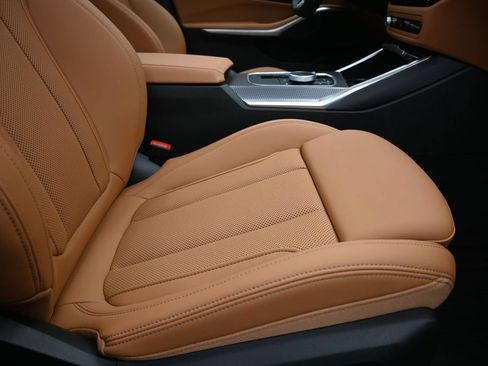 New 2026 BMW 330i Sedan w/ M Sport Package RWD image 25