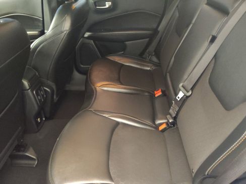 Used 2021 Jeep Compass Latitude AWD/4WD image 18
