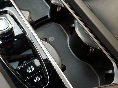 Used 2024 Volvo S60 B5 Plus FWD image 10