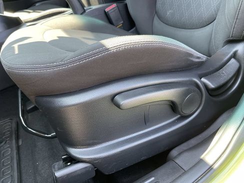 Used 2019 Kia Soul FWD image 20