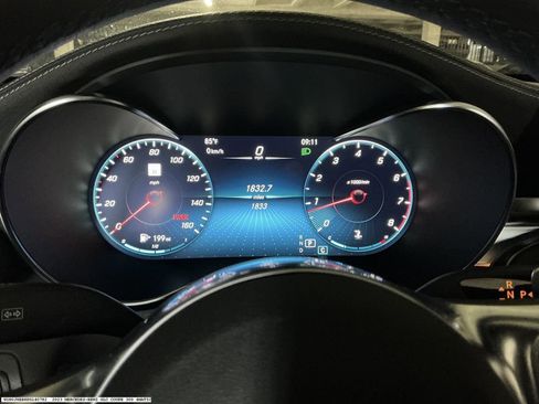 Used 2023 Mercedes-Benz GLC 300 4MATIC Coupe image 12