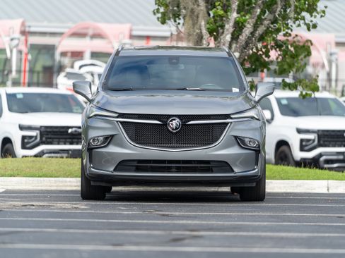 Used 2024 Buick Enclave Essence w/ Experience Buick Package FWD image 38